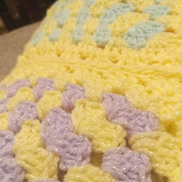 Vintage Crochet Yellow Granny Square Quilt Pink Purple Blue 75x80 - Picture 8 of 9